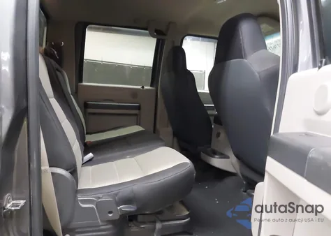 2008 Ford Super Duty F-250 Fx4/Harley-Davidson/King Ranch/Lariat/Xl/Xlt z USA, uszkodzony, nr VIN 1FTSW21R58ED61254